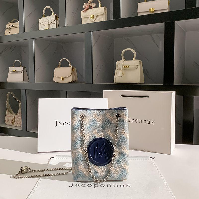 

Jacob Bang Genuine Leather Chain Bucket Bag Women Shoulder 2025 New High-Grade Light Luxury Niche Non-Collision Small Man Carriage Royal Blue