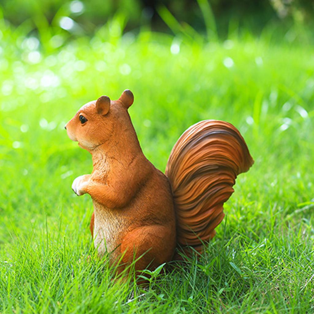 Creative Craft Resin Squirrel Figurine Decoration Funny Squirrel Sculpture Statue Animal Collectible Figurines