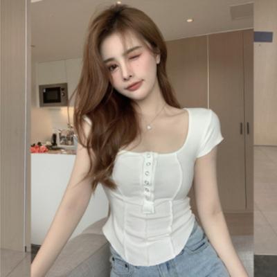 Tops – T-shirts