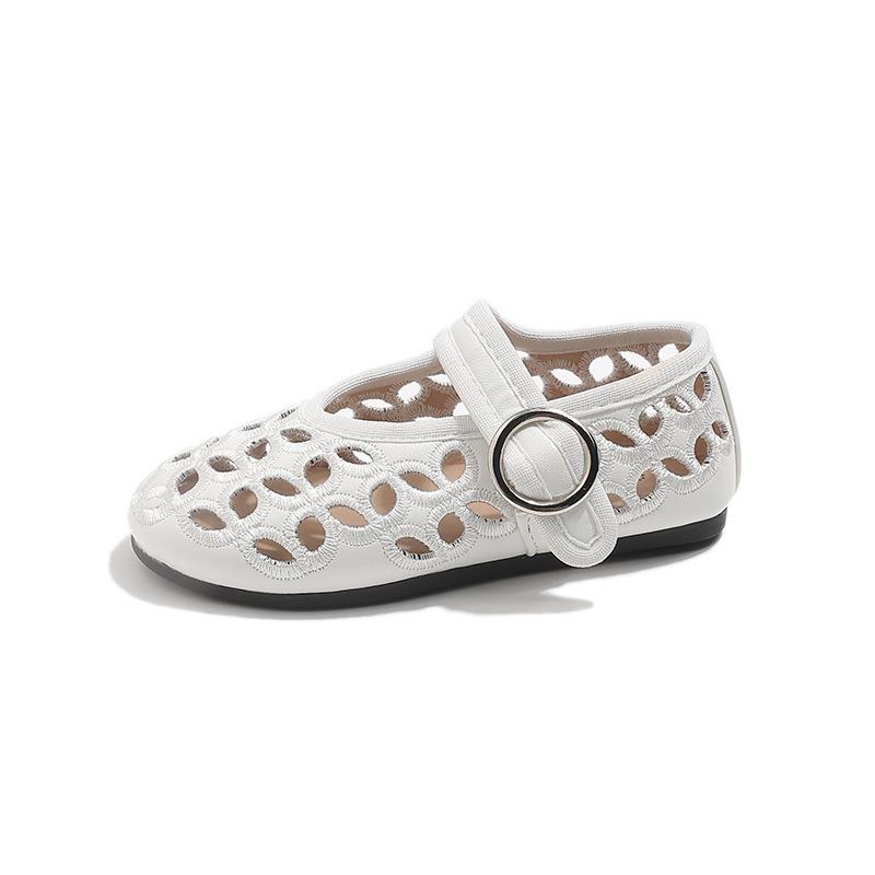 Girls' Vintage Hollow Strap Sandals2026New Spring/Summer Shallow-Soled Baby Shoes, French Style Ultra-Soft Ballet Shoes