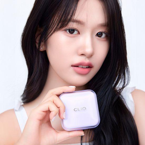 Clio Kill Cover Mesh Blur Cushion
