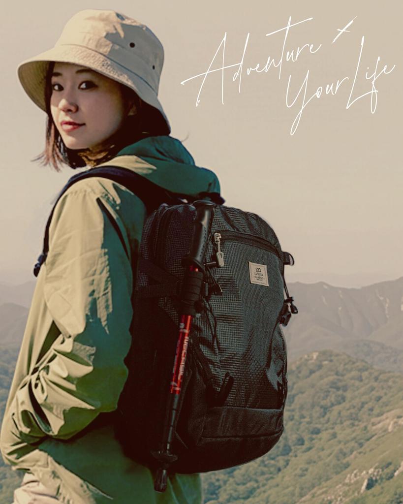TeamOneDay Lightweight and Waterproof Backpack for Perfect for and Outdoor with a Laptop Classic Perfect Day Gift Women, Hiking, Travel, Camping,