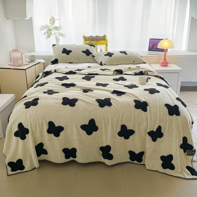 Cute Bow Knot Thickened Coral Fleece Blanket,Warm  Office Nap Blanket, Winter Milk Fleece Blanket, Dormitory Cover Bed Blanket