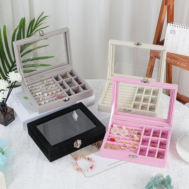 Samt-Schmuckkästchen: Neun-Fächer-Aufbewahrung für Ohrringe, Halsketten und Ringe