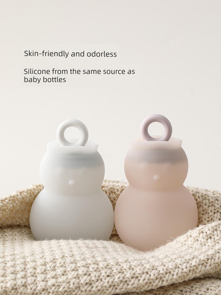 Fasola Small Hot Water Bottle, Water-Filled Warm Water Bag, Hand Warmer for Girls, Silicone Mini Baby-Specific Hot Compress Bag