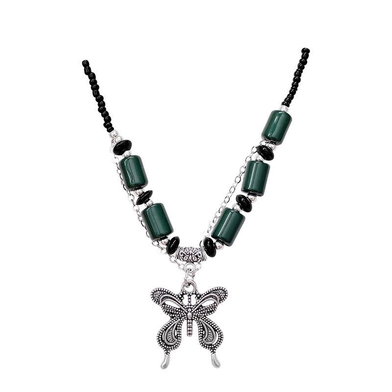 2024 Retro Korálkový Náhrdelník s Motýlem: Trendy řetízek na klíční kost ve stylu dvora pro ženy