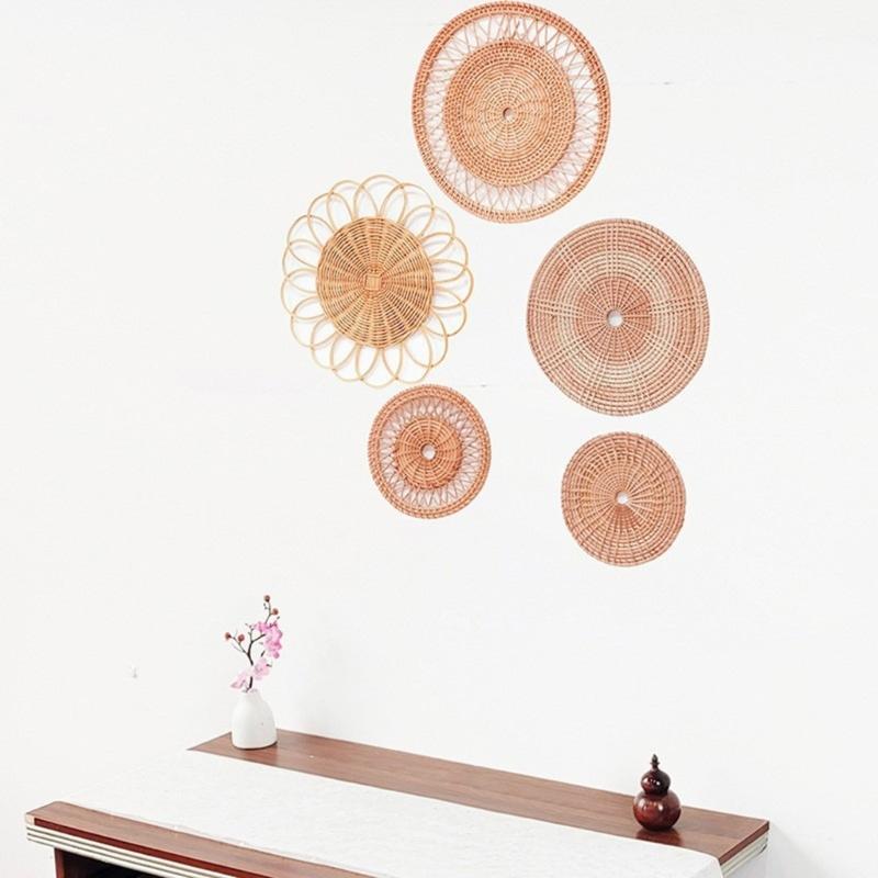 Artistic Handwoven Rattan Wall Hanging Flat Basket Nordic Styles Farmhouses Weave Rrnament Wall Decoration for Living Room
