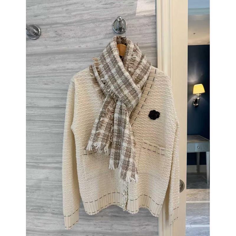 NINA SOLOR Ultra-Soft Cashmere Grid Scarf