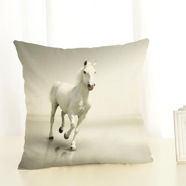Neue Kissenhülle mit Pferde-Aufdruck Baumwolle Leinen Cartoon-Pferd Dekorative Kissenhülle für Sofa Almohada Zt139