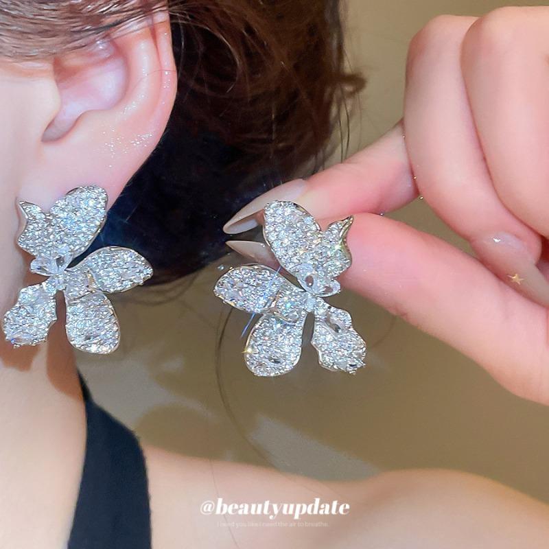Shining and Dazzling~ Full of Diamond Zircon Flower Stud Earrings, New Fashionable Earrings, Exquisite Design Niche Earrings