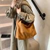Large capacity tote bag, simple solid color leather velvet shoulder armpit bag 2025 autumn new retro women's bag