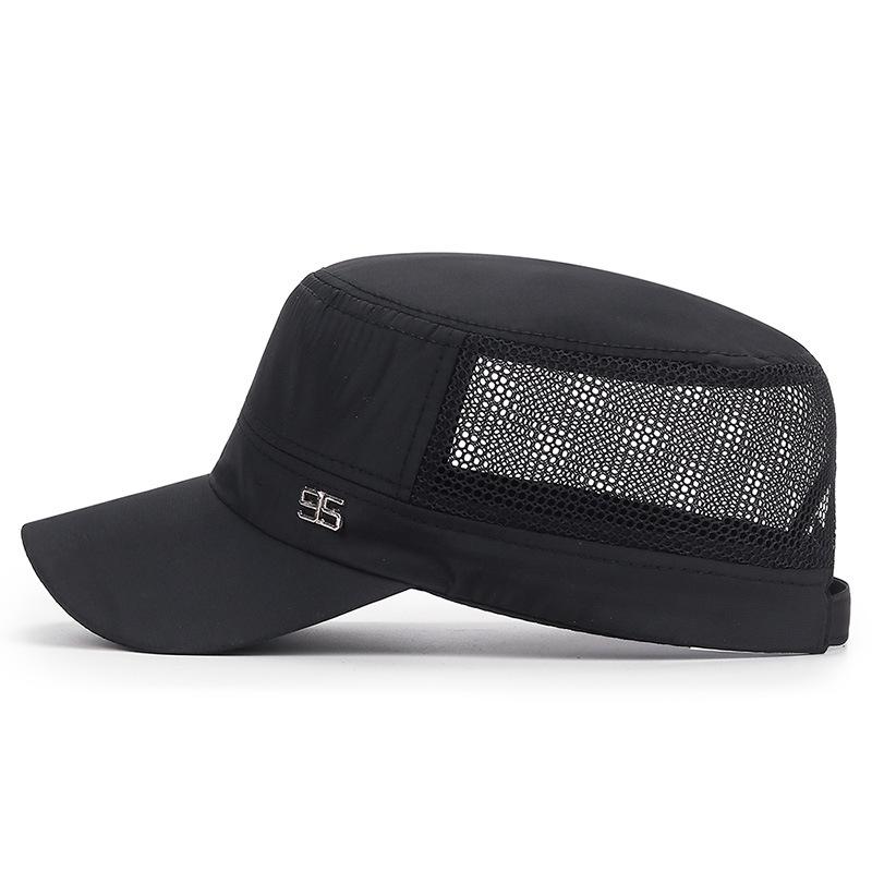 Unisex Summer Mesh Sunshade Hat with 95 Metal Logo – Quick-Drying and Breathable