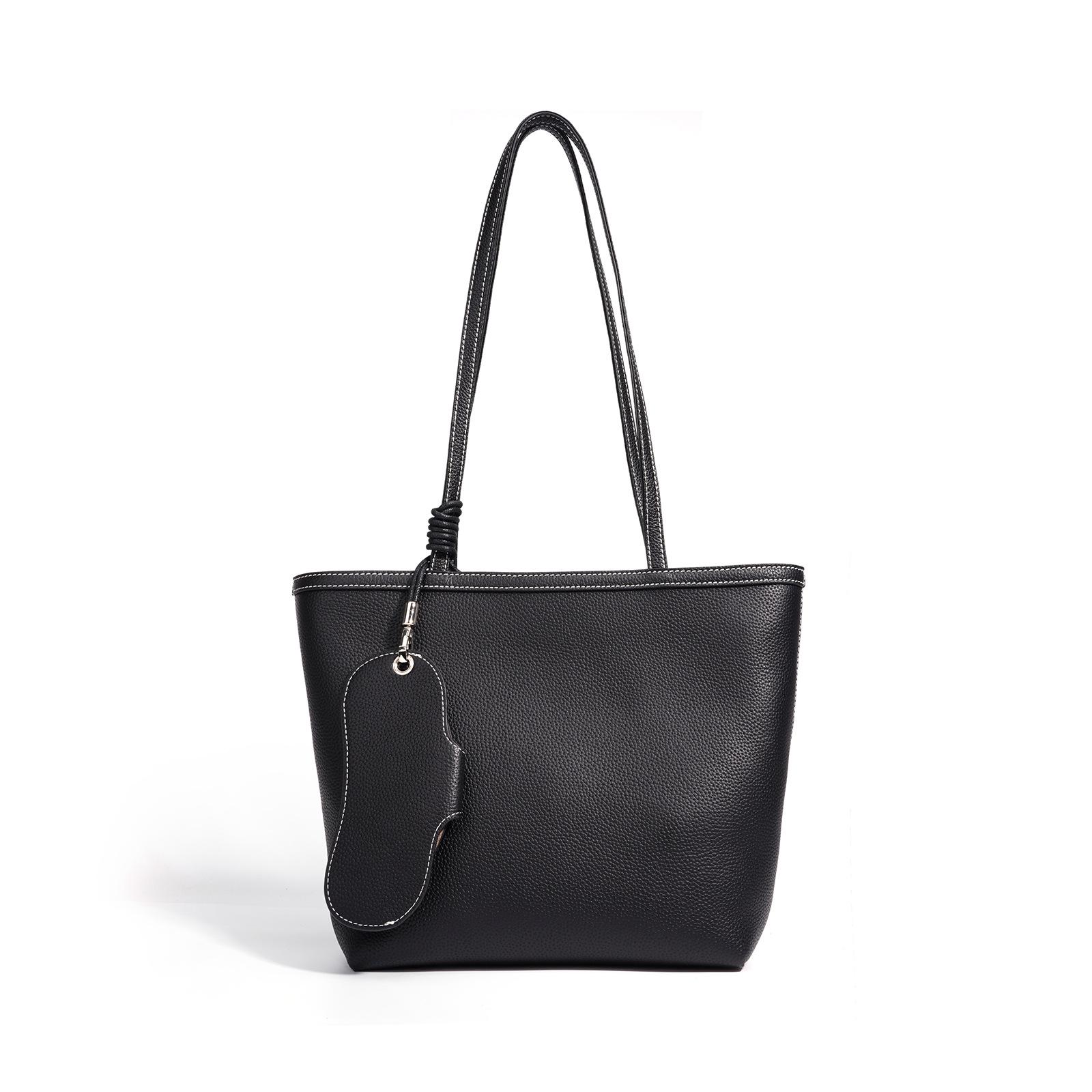 

Light luxury leather versatile style underarm tote bag first layer cowhide women s large-capacity high-end portable shoulder bag Bottom length 24 width 10 height 25cm чёрный