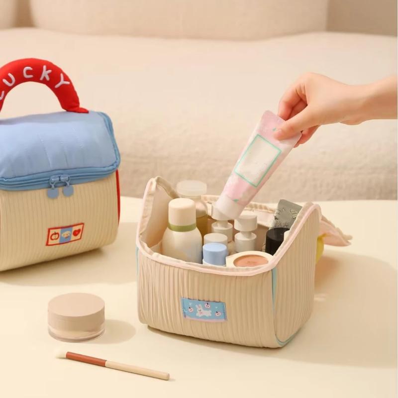 1Pcs Large Capacity Portable Handbag Cute Cottage Style Travel Cosmetic Bag Women Girls Skincare Wash Storage Toiletry Bag