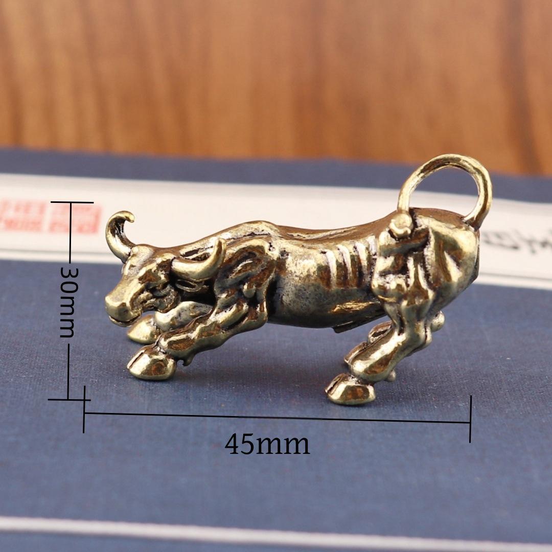 

Орнамент «Бык с Уолл-стрит» из цельной латуни - Парящий Бык, настольное украшение