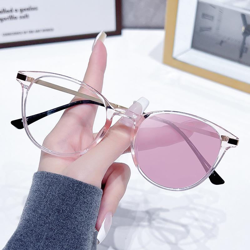 Ins Cat Eye Photochromic Glasses Frames Female Male Outdoor UV Proof Optical Grade Glasses Eye Glasses Travel Retro Spectacles Eyeglasses
