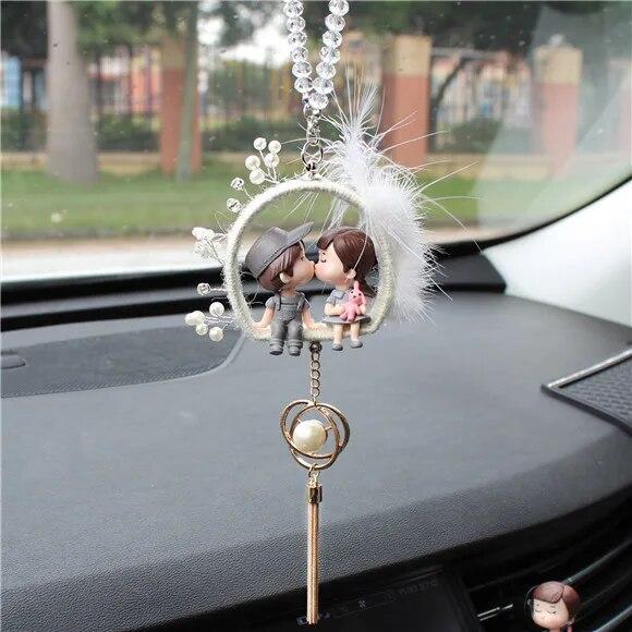 Автомобильный кулон с мультяшным кристаллом и бриллиантами — фото 9