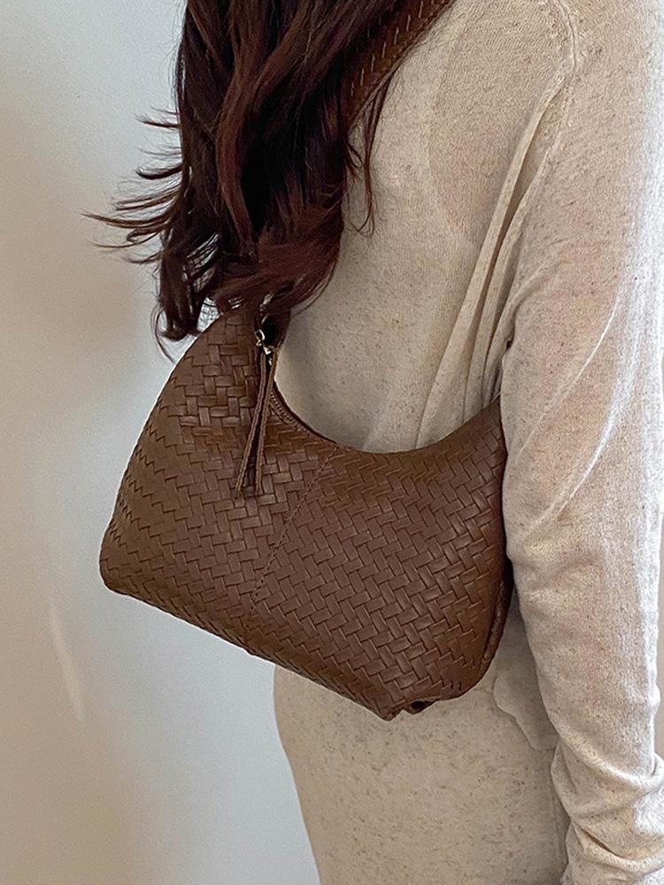 Cross2026 Women's Trendy Woven Tote: High-End, Versatile Single Shoulder Bag for Commuting and Style