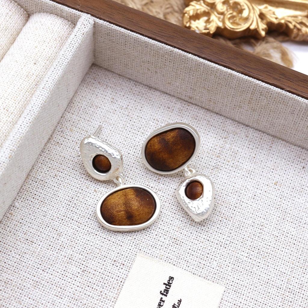 Asymmetrical Stone Retro S925 Silver Dangle Earrings - Versatile Temperament Design for Women