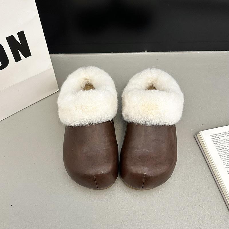 

French bag head fluffy slippers women s 2025 autumn new plush warm fashion temperament cotton mop fashion muller shoes 40 коричневый