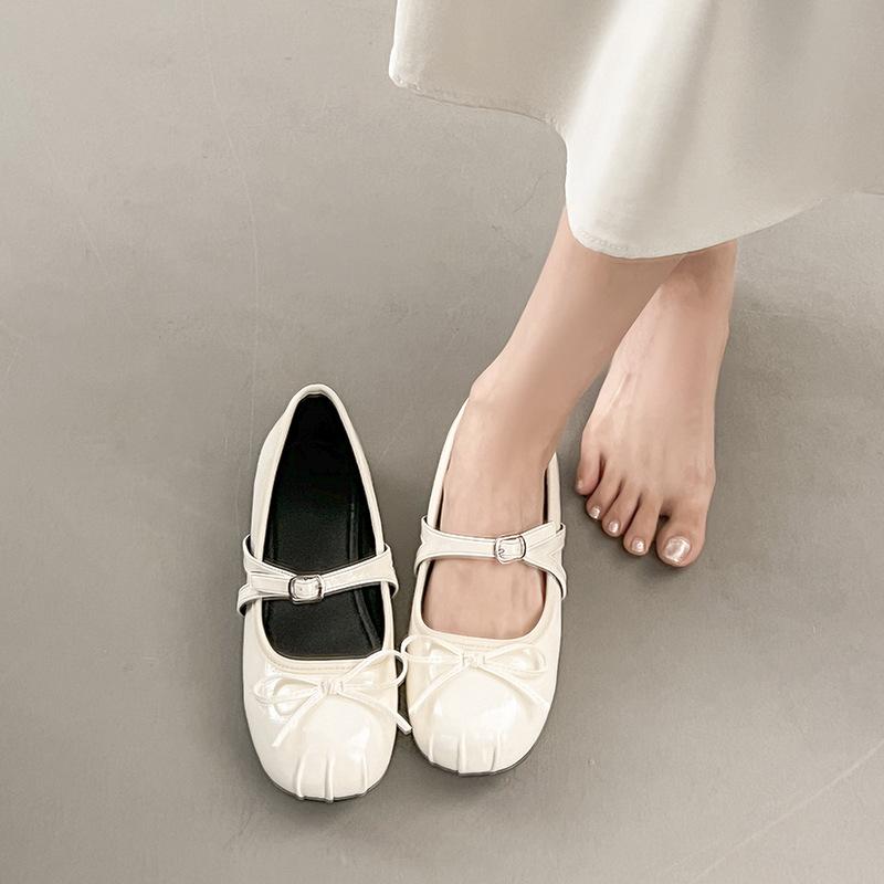 

2025 new French beautiful ballet Mary Jane shoes women s summer outer wear skirt summer silver light mouth single shoes women 40