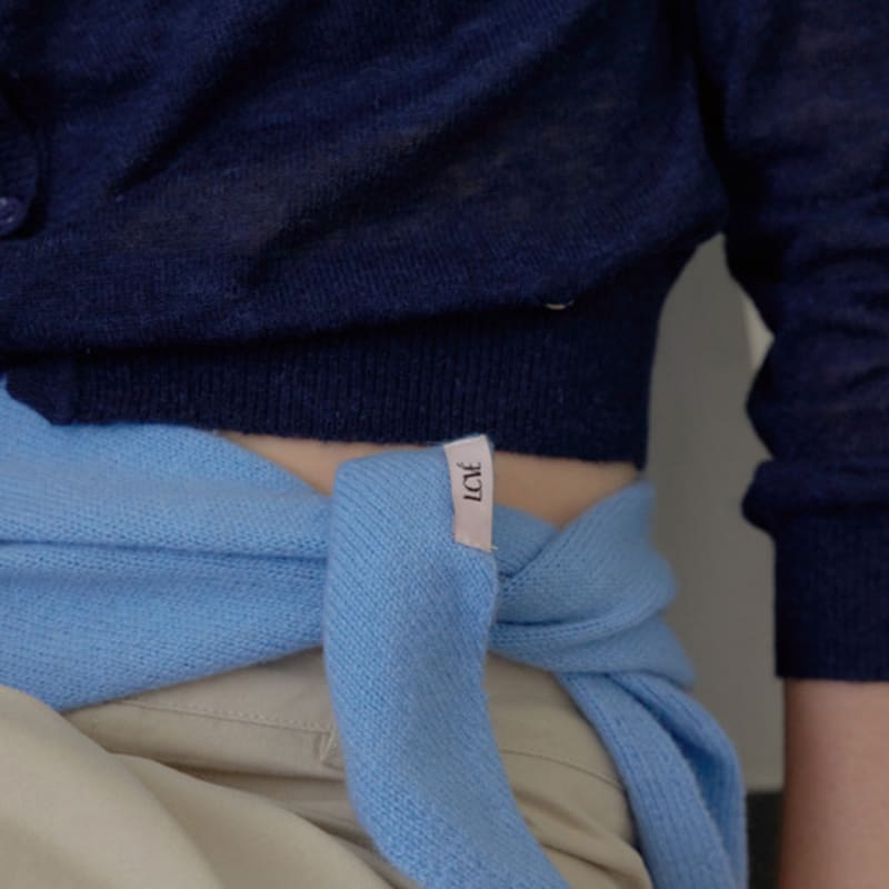 LCVE TRIANGLE WOOL MUFFLER_SKYBLUE