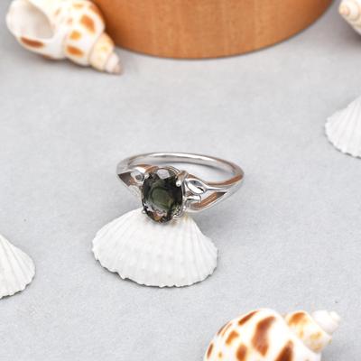 Anillo de Plata de Ley 925 con Gema de Turmalina Verde Bicolor Natural tamaño 5.5 US