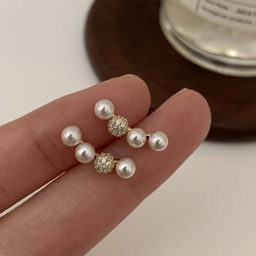 1 Pair of Simple And Versatile Shiny Round Bead Rhinestone Earrings, Niche Design, Light Luxury And Simple Earrings, Suitable for Daily Wear