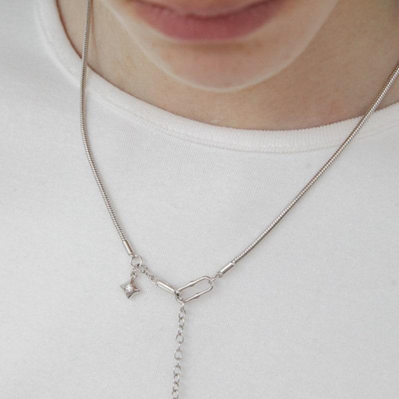 by hyeres Falling star chain necklace (Silver) BH7N56760WB450