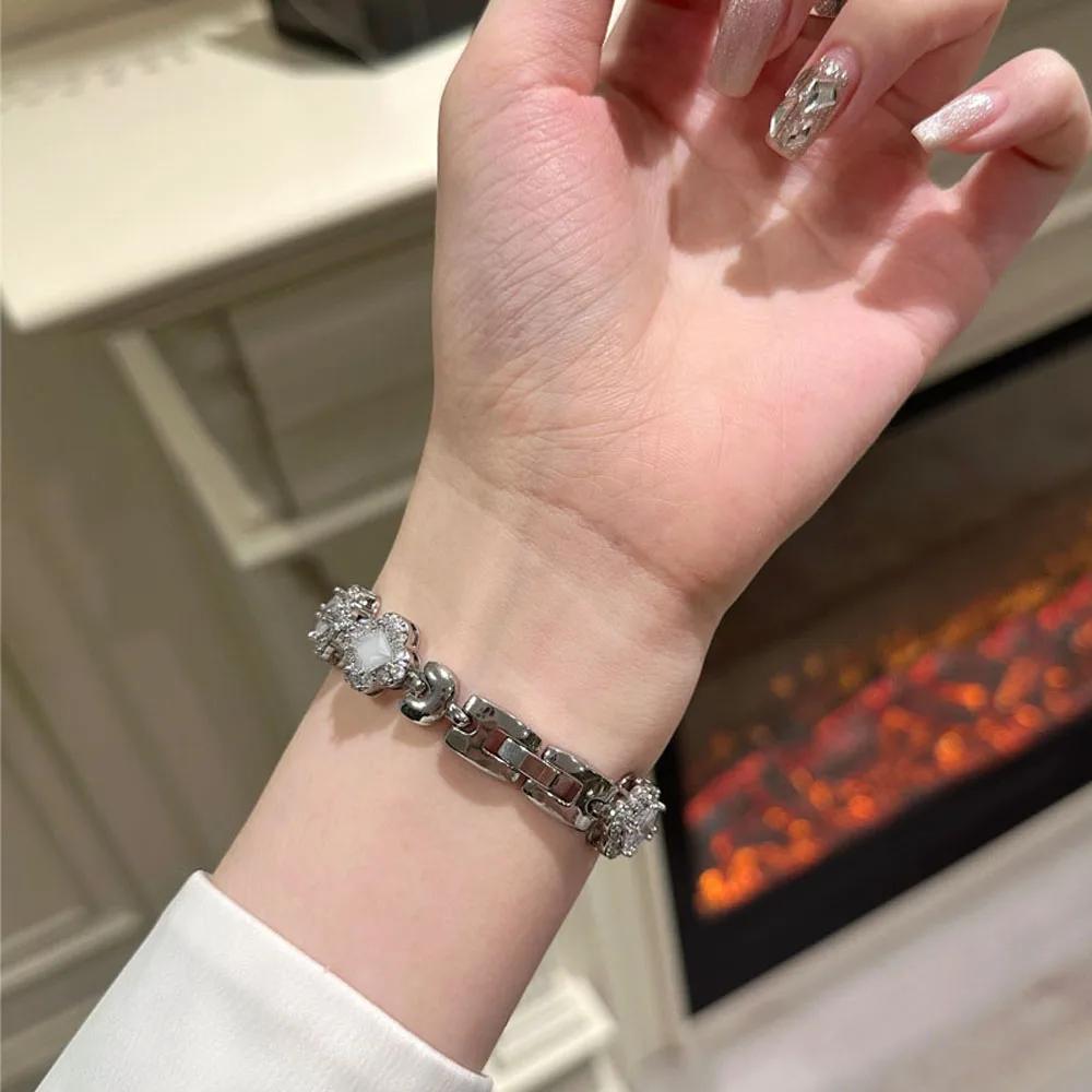Four-leaf Clover Diamond Slim Glitter for Apple Iwatch Series 9 7 8 6 5 4 Ultra 2 Watch Series 49mm 38mm 40mm 41mm 44mm 45mm