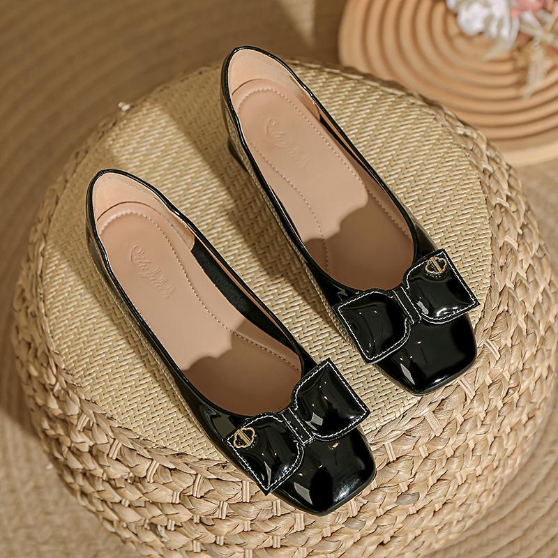 

Туфли-лодочки на низком каблуке с открытым верхом, новые весенне-осенние, с бантом, красные, с квадратным носком, на толстом каблуке, на высоком каблуке 40 чёрный