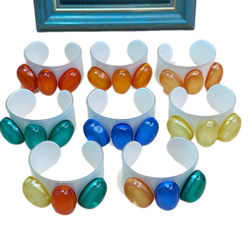 Minimalistisches Leichtluxus Acrylstein Armreif Armband