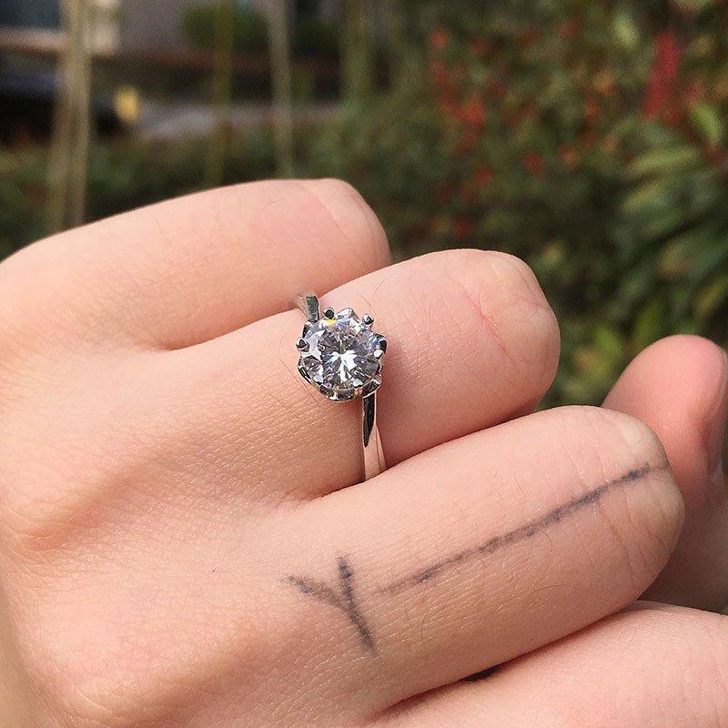 

1 шт. Модное классическое кольцо с синтетическим цирконом «Шесть крапанов, Восемь сердец, Восемь стрел», Супер простое кольцо 10 серебряный