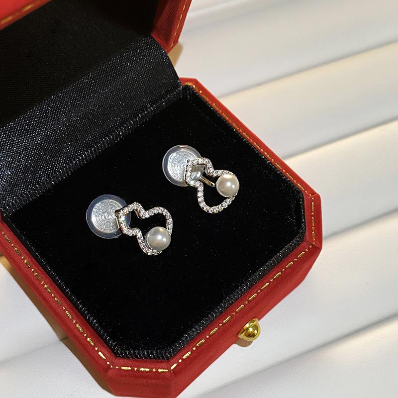 New Chinese-style hollow gourd stud earrings, pearl women s niche micro-inlaid zircon earrings, high-end earless ear clips, high-end sense