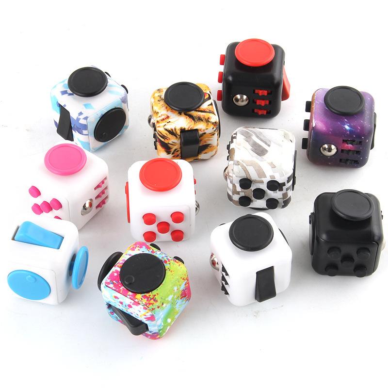 3.4Cm Cube Fidget Anti-Stress Toy 8 Models Hand Spinner Decompression Tool For Autism Adhd Anxiety Stress Relief Kids Adults
