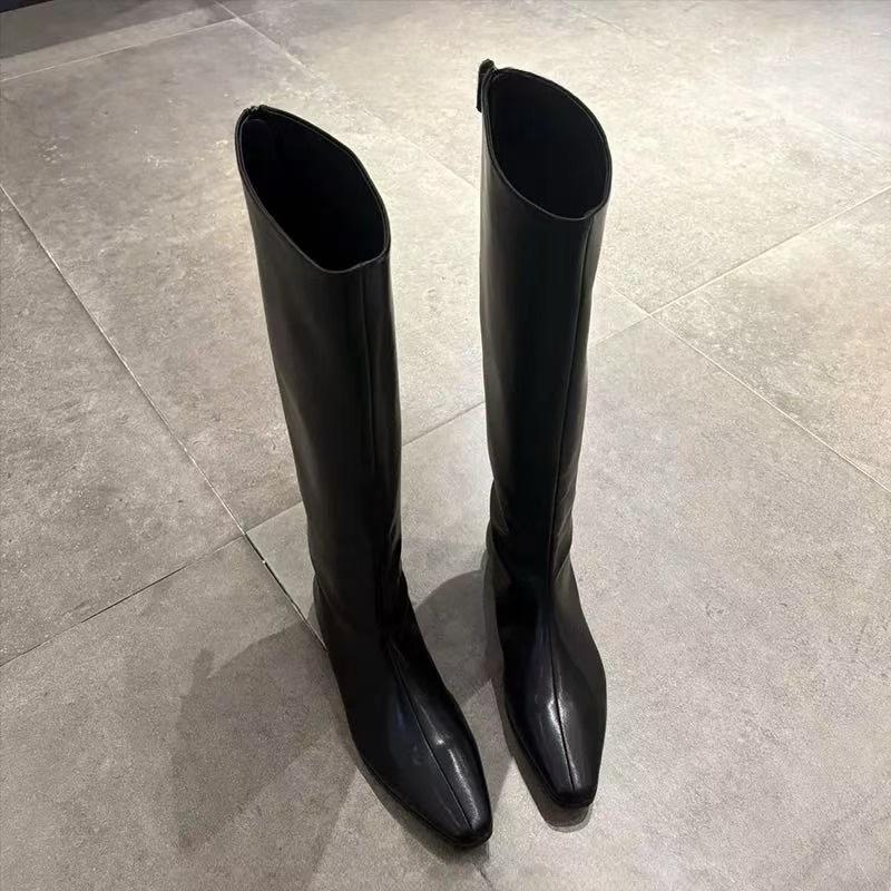 Inner height increase~ autumn and winter new boots pointed suede knight boots straight Martin boots women's boots