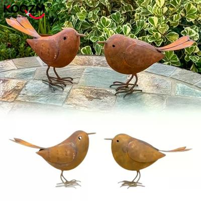 Rustikale Metallvögel Outdoor-Gartendekoration Eisenkunst Vogelstatue Metallvogelornament Hofskulptur für Garten, Terrasse, Rasen
