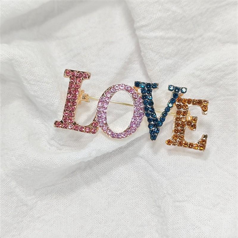 

Брошь-буква Аксессуары для одежды Женский корсаж Креативный универсальный Любовь Большая булавка Брошь