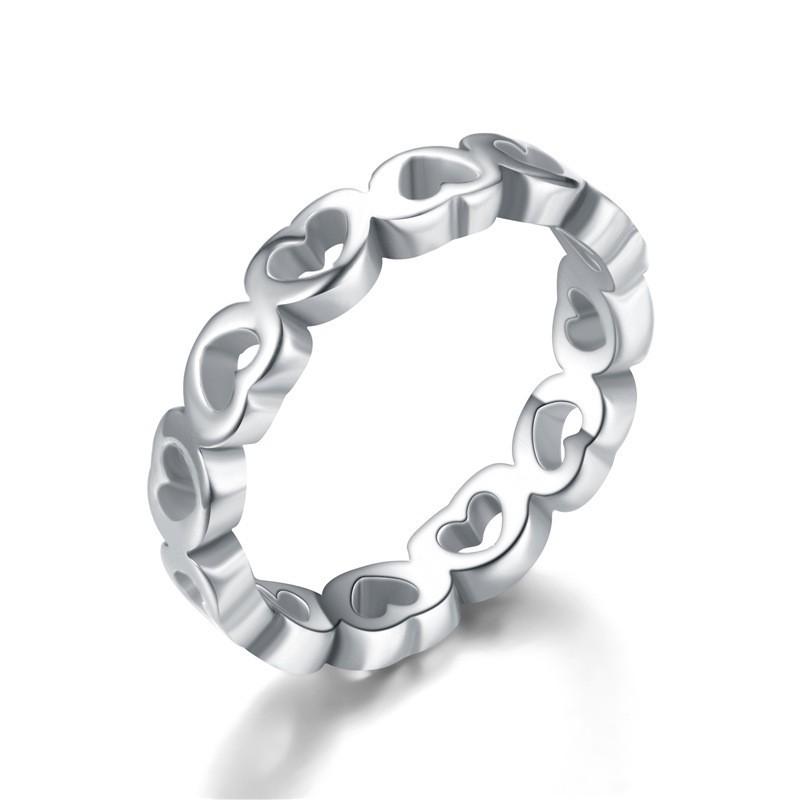 Light luxury style, titanium steel ring, heart-shaped hollow, stainless steel couple ring, fashion ring ring. no. 5