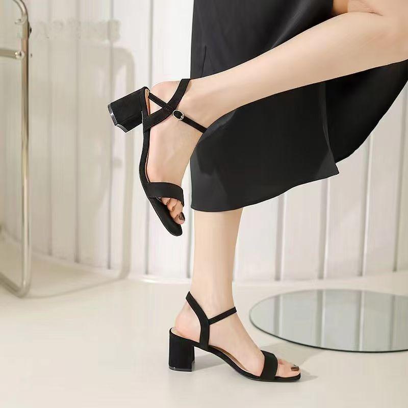 Wearing One-piece Sandals for Women In The Summer of 2026, with Black Suede, Thick Heels, and High Heels for Children