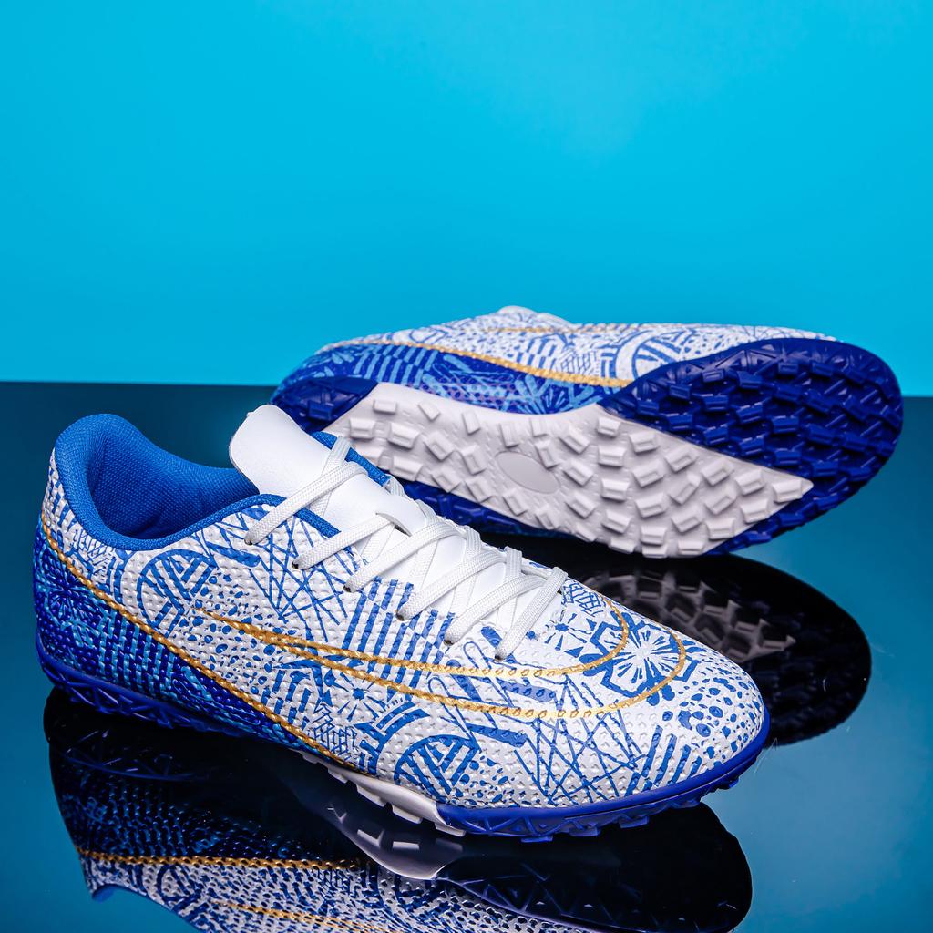 Football Shoes Breathable and Comfortable Professional Futsal Football Shoes Artificial Grass Training Shoes