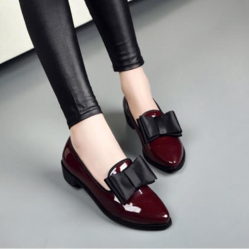 Bowknot High Heeled Small Leather Shoes for Women,Fashionable Pointed Toe, Large Size, Shiny Leather, Low Heel Women's Shoes
