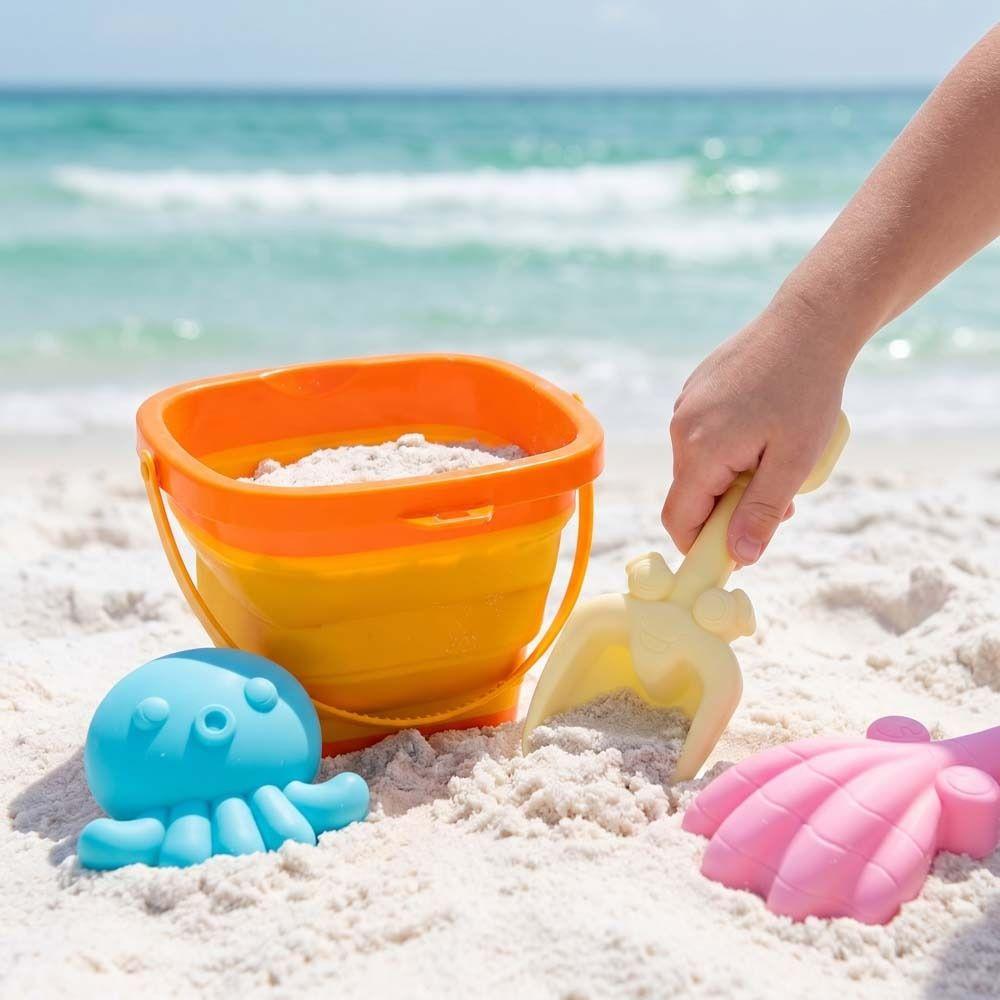4pcs/Set With Bucket Folding Bucket Beach Toys Interactive Cartoon Beach Shovel Bucket Set Parent-Child Plastic