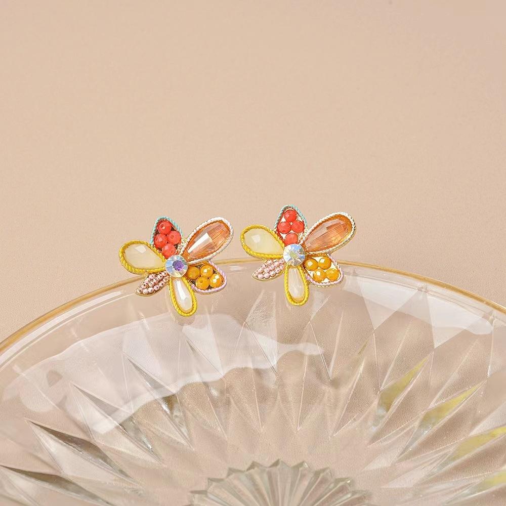 Crystal Flower Stud Earrings Annual Design Premium Earrings Exquisite Versatile Earrings Women