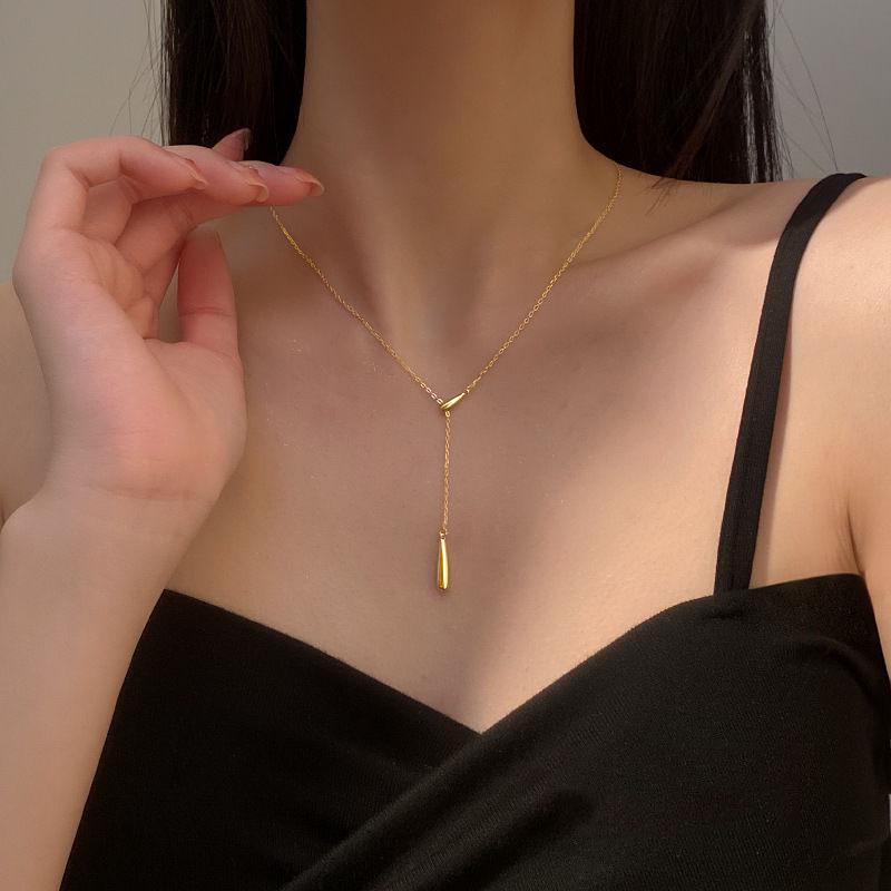 2025 Elegante Zirkonia Wassertropfen Halskette für Damen: Einfache, luxuriöse, vielseitige Schlüsselbein-Kette