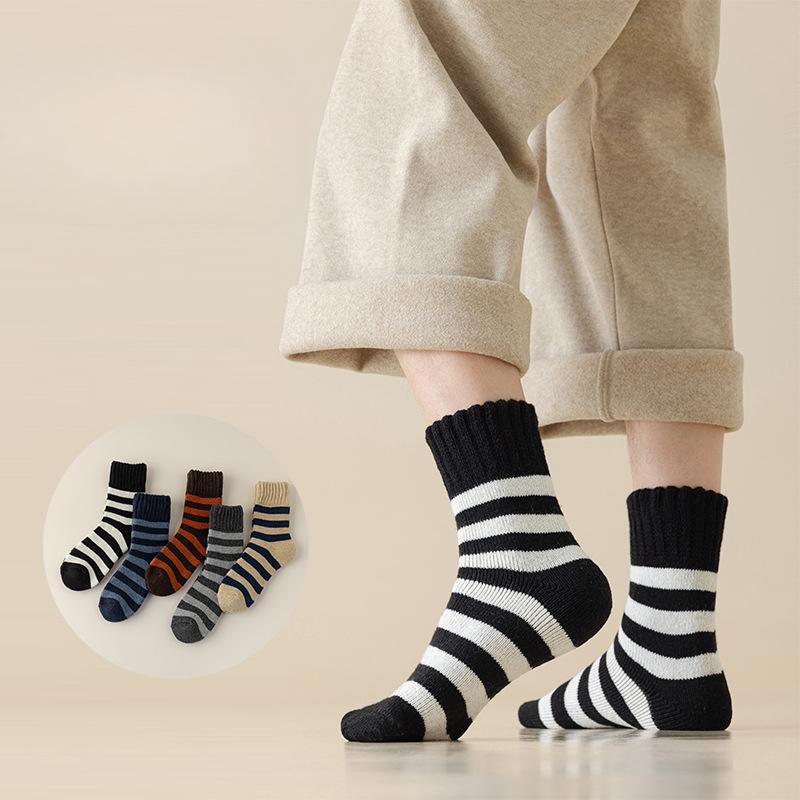 3 Pairs of Men's Winter Velvet and Thick Warm Hoop New Striped Wool Mid Tube Socks