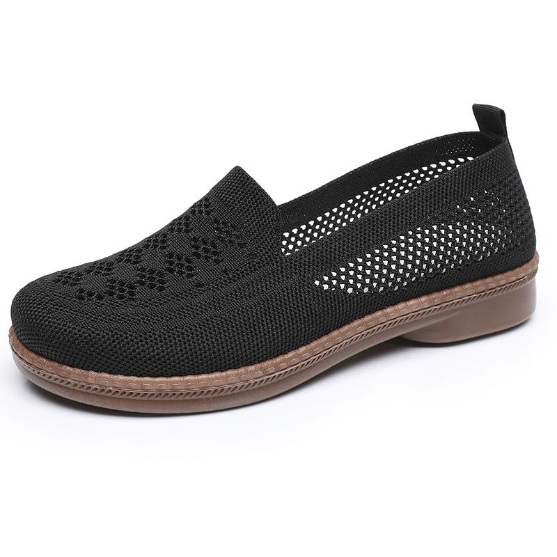 

New summer women s breathable hollow mesh shoes soft-soled mother shoes fashionable versatile one-pedal casual women s shoes 41 чёрный
