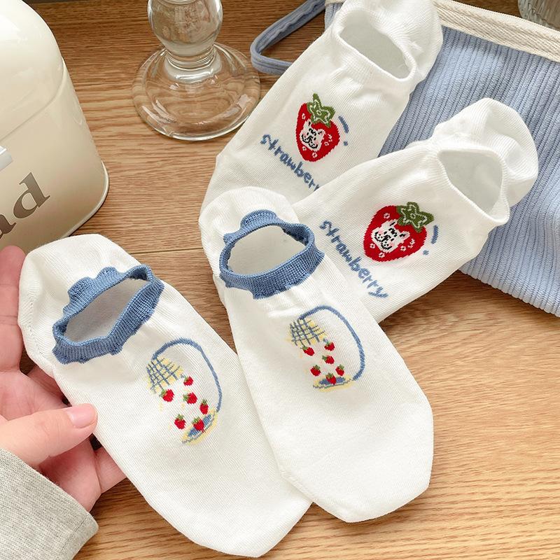 Female Summer Thin Lovely Shallow Mouth Anti Pilling with Silicone Invisible Socks