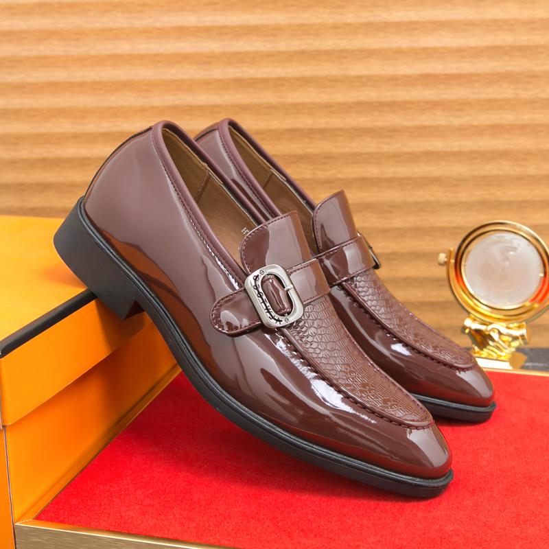 Loafers Men Patent Leather Fashionable Buckle Leather Shoes One Foot Business Classic Formal Shoes Gentlemen Shoes Sizes 38-46