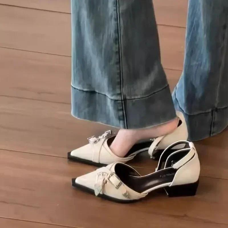 Women Flat Shoes Female Spring Fashion Slip-on Loafers Vintage Black Pointed Toe Punk French Elegant Single Shoes Low Heel Shoes